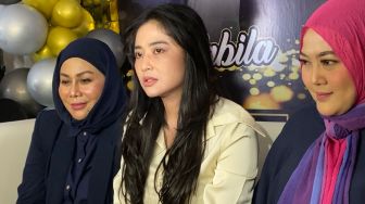 Dewi Perssik Akui Belum Yakin dengan Rully, Takut Gagal Lagi?