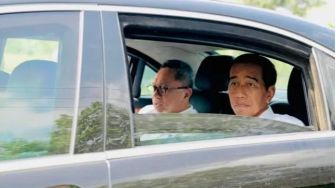 Jadi Sorotan, Begini Ekspresi Jokowi saat Jajal Jalan Rusak di Lampung
