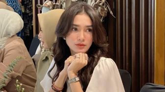 Adiknya Meninggal Dunia, Ussy Sulistiawaty Menyesal Tak Paksa Mendiang Gilang Pramana Lakukan Diet