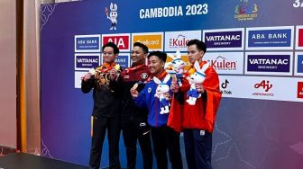 SEA Games 2023: Ahmad Zigi Sumbang Medali Emas Pertama dari Karate