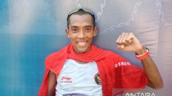 Agus Prayogo Raih Emas Lari Maraton Putra di SEA Games 2023