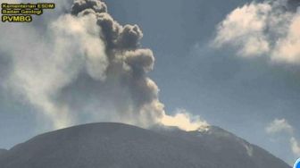 Gunung Api Ili Lewotolok di Lembata Kembali Erupsi, Masyarakat Diminta Waspadai Awan Panas