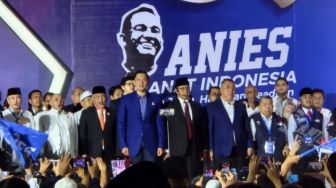 Disambut Teriakan Presiden, Anies Hadiri Acara Deklarasi Relawan ANIES