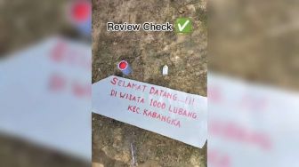 Jalan Rusak Parah, Warga Bikin Video Wisata 1000 Lubang Kecamatan Kabangka