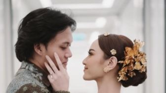 Cara Berdoa Rizky Febian saat Lamaran Jadi Kode soal Keyakinan? Netizen: Dari Awal Udah Feeling