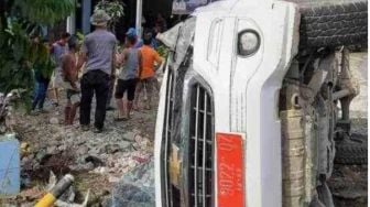 Detik-Detik Ambulans Terguling, Pasien Nenek 109 Tahun Meninggal Dunia