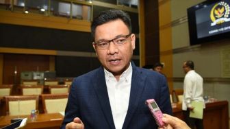 DPR RI Minta Penambahan Kuota Haji 8.000 Jemaah untuk Lansia