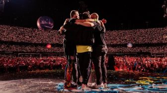 Coldplay ke Jakarta! Ini 5 Cara Simpan Uang untuk Mahasiswa agar Bisa Nonton