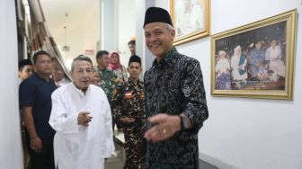 Ganjar Pranowo Silaturahmi ke Habib Luthfi bin Yahya di Momentum Syawal