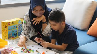 Bentuk Anak dengan Karakter Tangguh dan Kreatif Lewat Mainan, Memangnya Bisa? Ini Kata Psikolog