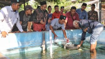 Berdayakan Masyarakat di Tuban Lewat Pelatihan Budi Daya Ikan Air Tawar