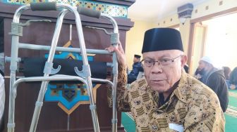 Cerita Pensiunan PNS yang Sabar Menunggu 1 Dekade Lebih untuk Berangkat Haji