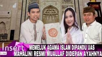 Cek Fakta: Hari Ini Mahalini Remi Masuk Islam Dipandu Ustaz Abdul Somad di Depan Sang Ayah