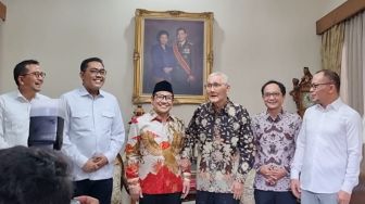 Cak Imin Sambangi Rumah Wakil Presiden ke 6 Try Sutrisno, Minta Restu Mau Jadi Cawapres?