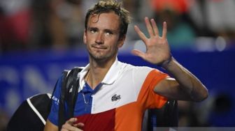 Italian Open 2023: Daniil Medvedev ke Final usai Bungkam Stefanos Tsitsipas