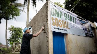 Gelar Bakti Sosial, GMP Renovasi MCK Pondok Pesantren di Kabupaten Garut