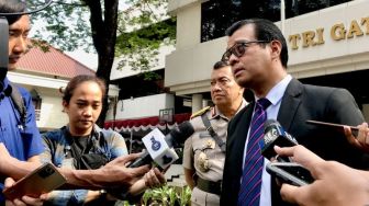 Gubernur Lemhanas Andi Widjajanto Muncul Di Rapat TPN GP, Gabung Pemenangan Ganjar?