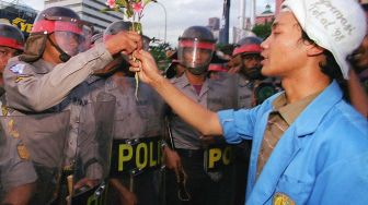 Demokrasi di Indonesia 25 tahun setelah jatuhnya Suharto