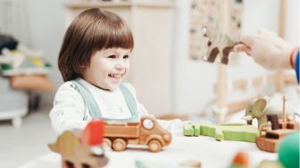 5 Rekomendasi Jenis Mainan untuk Anak Dibawah 5 Tahun Menurut Ahli