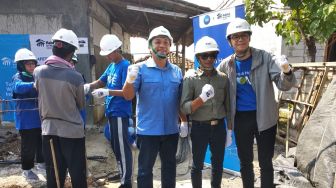 Dukung Pemberdayaan Perempuan Melalui UMKM, P&G Indonesia Renovasi 6 Warung di Desa Wanakerta
