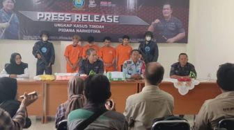 BNNP Sumbar Gagalkan Penyelundupan Ribuan Ekstasi dan 2 Kg Sabu dari Pekanbaru, Diduga Dikendalikan Napi Lapas Padang