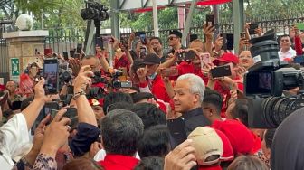 Muncul saat Peresmian Rumah Aspirasi Relawan Pemenangan, Ganjar Pranowo Diteriaki 'Presiden'