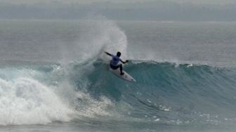 Surfing akan Dijadikan Ekstrakurikuler Sekolah di Pesisir Barat