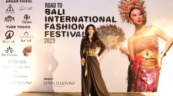 Gelar Pekan Mode di Pulau Dewata, Desainer Lenny Hartono Berharap Bali jadi Tujuan Wisata Fashion