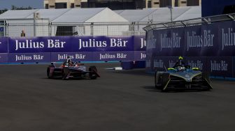 Adu Strategi Terapkan Attack Mode, Pascal Wehrlein Menangkan Balap Formula E Jakarta 2023 Round 10