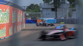 Duo Pebalap Maserati Jadi yang Tercepat di Sesi FP1 Formula E Jakarta 2023