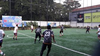 Gibran Ikut Tendang Bola, KNPI Gelar Turnamen Sepak Bola untuk Tingkatkan Soliditas Jelang Harlah ke-50
