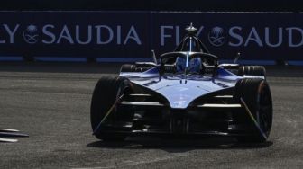 Maximilian Gunther Rebut Pole di Putaran ke-10 Formula E 2023 Jakarta