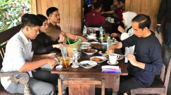 Warung Kopi Klotok Jogja Jadi Sasaran Jokowi dan Keluarga untuk Nikmati Akhir Pekan
