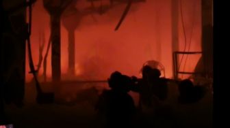 Pabrik Triplek di Sleman Terbakar, Kerugian Ditaksir Capai Ratusan Juta