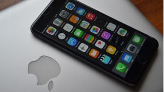 Viral Kasus Penipuan Preorder iPhone Si Kembar, Apa Itu Preorder?
