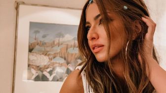 Nia Ramadhani Pamer Rambut Berantakan, Seksinya Mirip Kendall Jenner: Pantas Suaminya Bucin