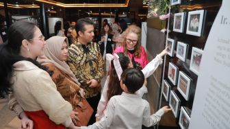 Dalam The 2023 Australian Alumni Gala Dinner, Australia Kenang Jasa Ayah Wakil Gubernur Jatim