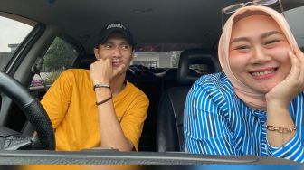 Dipepet Cowok Ganteng, Mantan Istri Daus Mini: Tunggu Masa Iddahku Selesai