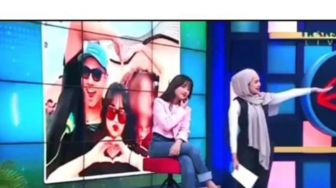 Foto Rebecca saat Bareng Fadly Diblur oleh Acara Feni Rose, Ekpresi Fuji Bikin Salfok