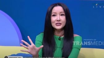 Lucinta Luna Ngaku Mirip Jisoo BLACKPINK hingga Seo Ye Ji Usai Oplas: Kayak Pinang Dibelah Kampak