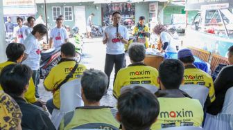 OMG Kalsel Peduli Driver Ojol dengan Ganti Oli Gratis