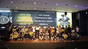 Atlit E-Sport Rasyah Rasyid Pamer Skill di UC Tournament