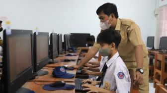 Pemkot Tangerang Gratiskan Biaya Sekolah di 146 SD-SMP Swasta