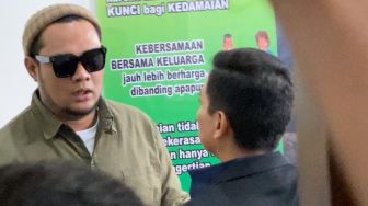 Kakak Virgoun Bantah Sindir Inara Rusli Agar Ganti Rugi Biaya Berobat yang Capai Miliaran Rupiah: Itu Buat Virgoun