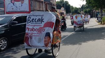 Berdoa di Petilasan Joko Tingkir Kerajaan Pajang, Pengemudi Becak Soloraya Dukung Prabowo Subianto Presiden