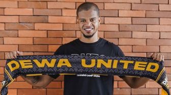 Dewa United Resmi Rekrut Alex Martins Dari Bhayangkara FC