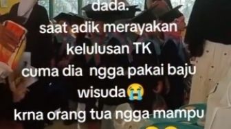 Bikin Nyesek! Viral Bocah TK Tak Pakai Baju Wisuda saat Kelulusan Gegara Ortu Tak Mampu Beli