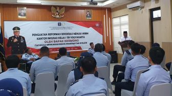 Stafsus Menkumham Beri Penguatan Kepada Jajaran Kantor Imigrasi Yogyakarta, Tekankan Soal Reformasi Birokrasi