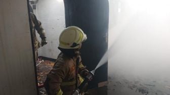 Rumah di Samping Masjid Mubarakah Tebet Terbakar, Diduga Korsleting Listrik