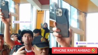 Raffi Ahmad Pilih Pakai iPhone Rusak Meski Kekayaannya Selangit!
